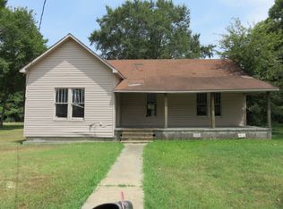 206 N Fulton St, Isola, MS 38754