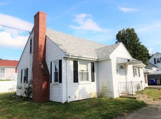 37 Blakely Ct, Fall River, MA 02720