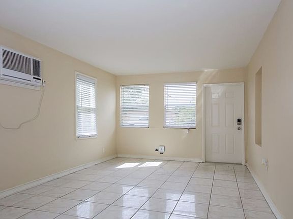 4th image of 2615 SW 58th Ave