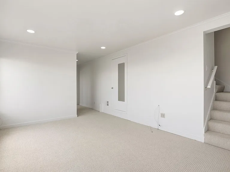 45 Graystone Ter — Photo 47