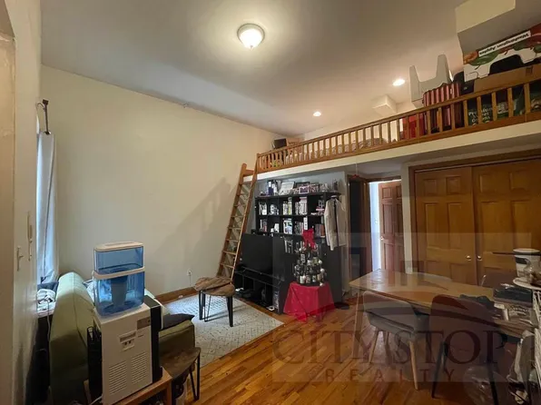 203 West 85th Street image 1 of 8