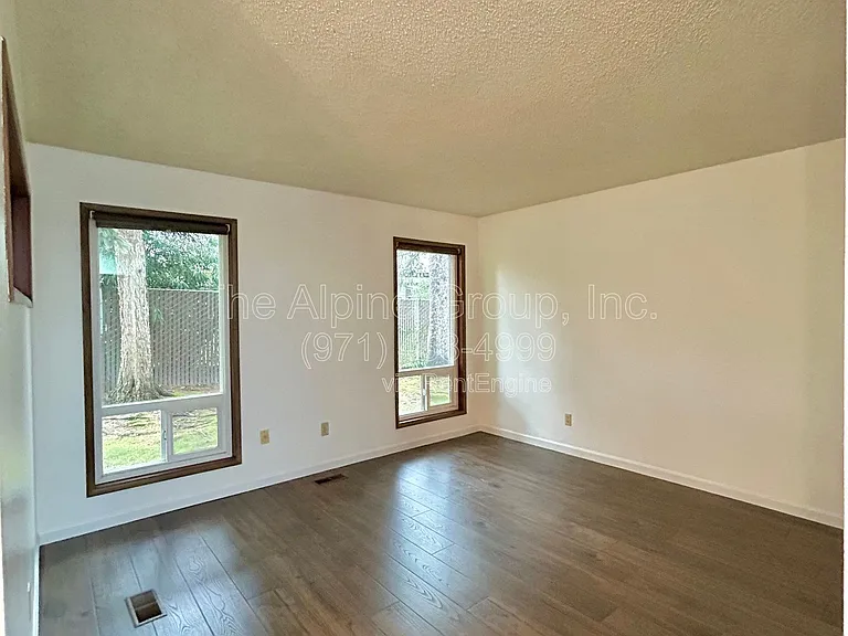 5462 SW Murray Blvd — Photo 3