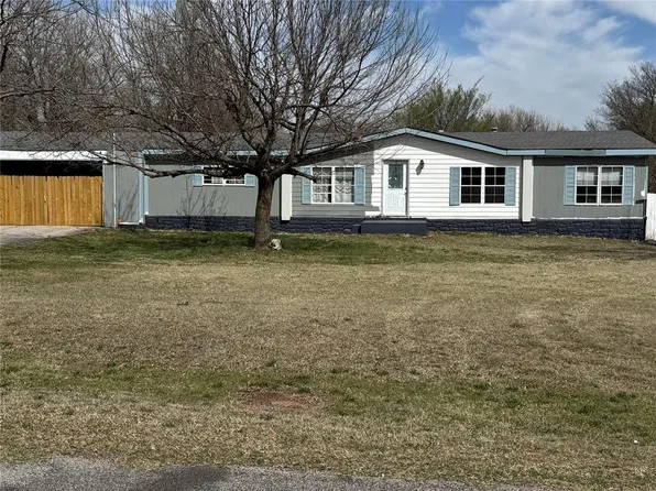 12205 SW 27th St, Yukon, OK 73099