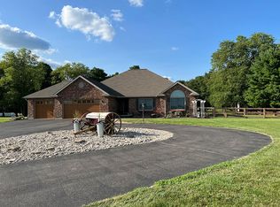 4265 Versailles Rd, Piqua, OH 45356