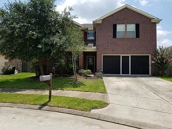 2nd image of 8211 Hayden Cove Dr
