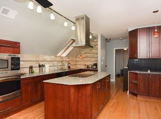 949 N Winchester Ave #3C, Chicago, IL 60622