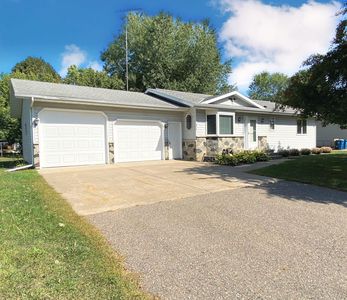 277 Balsam Dr, Foley, MN, 56329