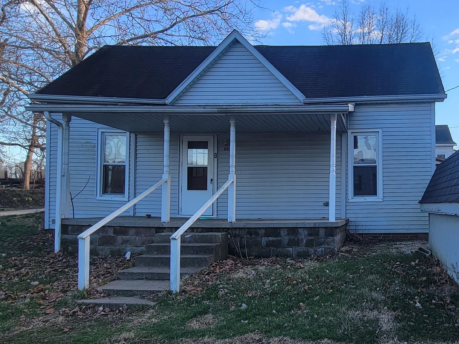 207 E Warrick St, Owensville, IN 47665 Zillow