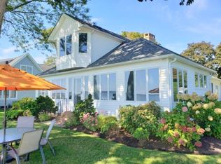 15 Downs Blvd, Jamesport, NY 11947