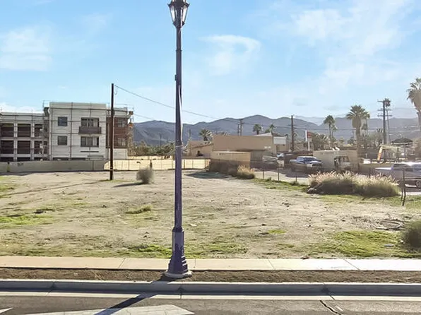 68599 E Palm Canyon Dr, Cathedral City, CA 92234