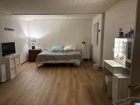 5th image of 315 Tabernacle Rd