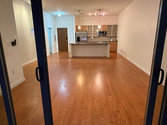 2nd image of 333 Nelson St SW Unit 320