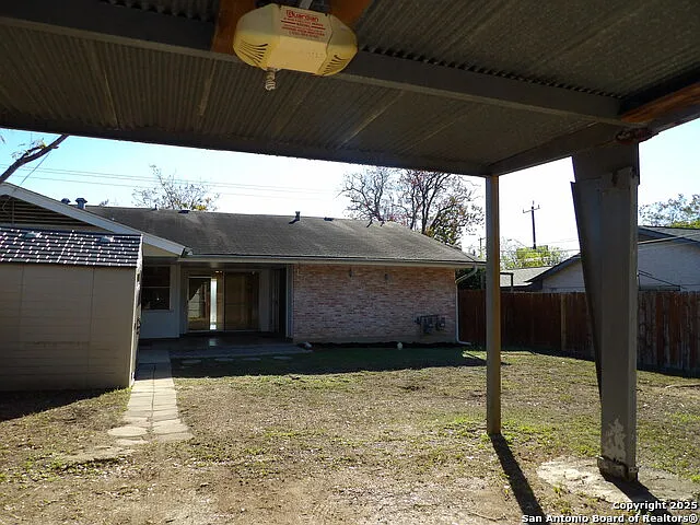 5637 Walzem Rd — Photo 10