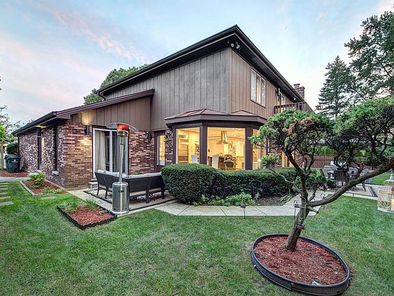 5th image of 3324 Lakewood Ct