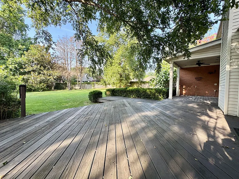 4008 Linden Ct — Photo 26