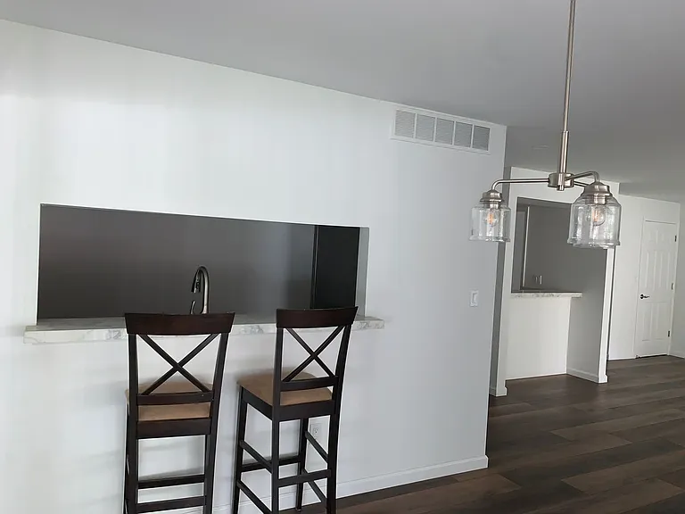 18233 University Park Dr — Photo 12
