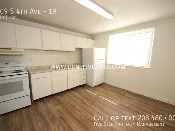 809 S 4th Ave, Pocatello, ID