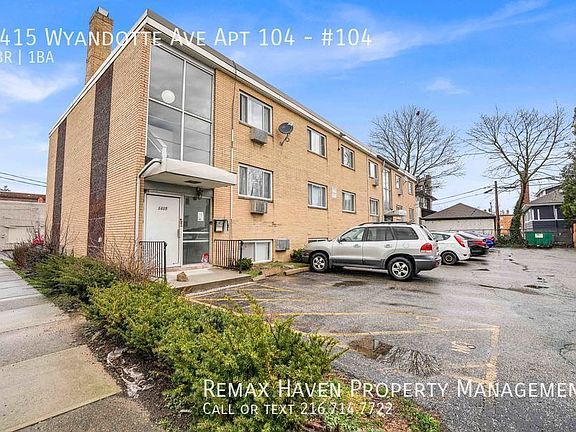 2nd image of 1415 Wyandotte Ave APT 104
