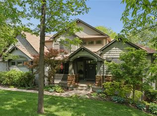 5015 Arapahoe St, Shawnee, KS 66226