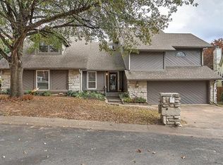 9707 S Lakewood Pl, Tulsa, OK 74137