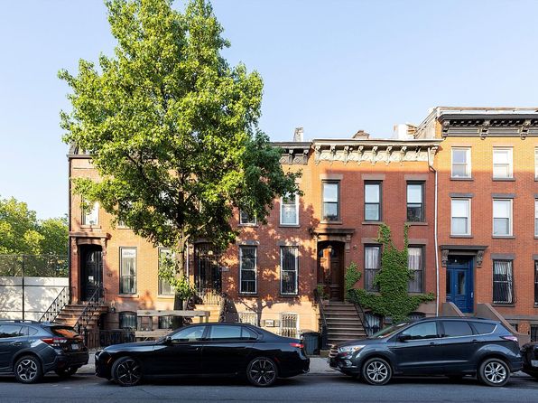 Property image for 125 Washington Ave, Brooklyn, NY 11205