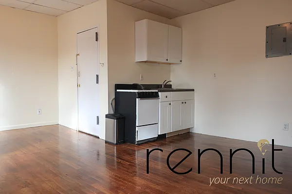Rented by Rennit Inc. | media 21