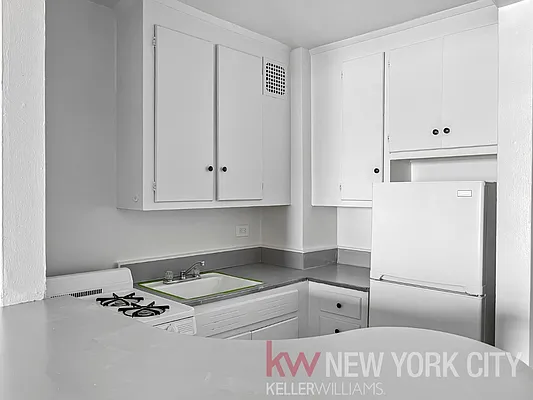 Rented by Keller Williams NYC | media 5