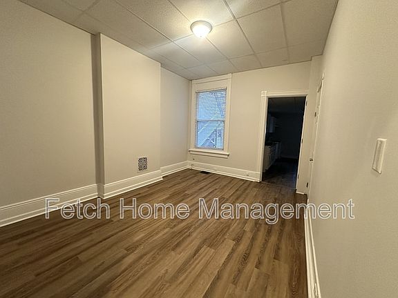 3rd image of 117 S 10th St #A1