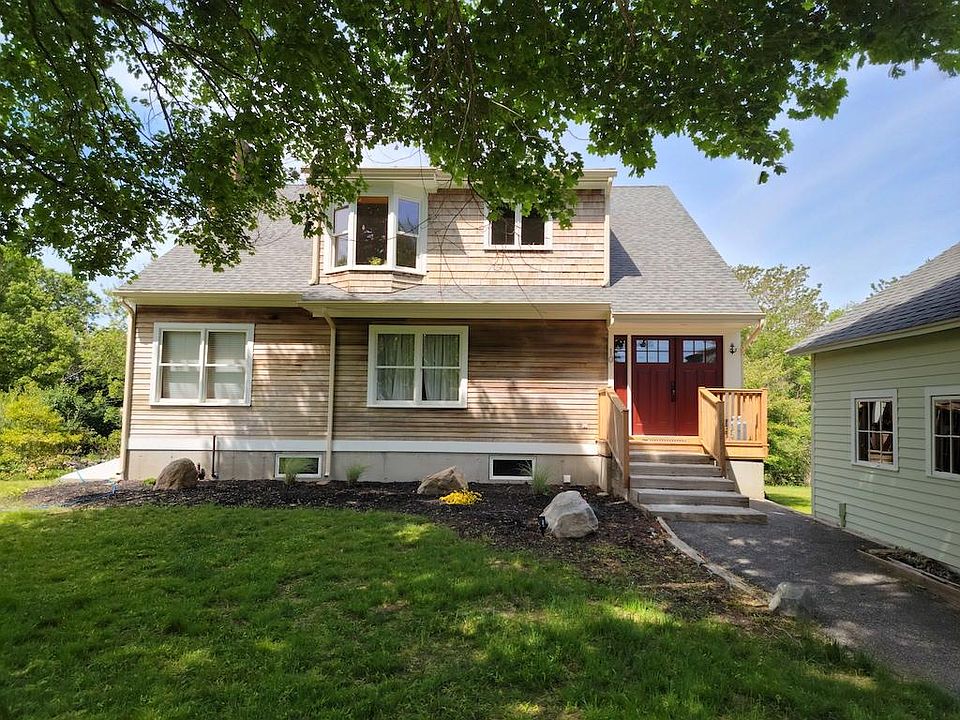 1st image of 10 Bruggeman Ct