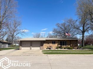 407 S Walnut St, Mount Pleasant, IA 52641