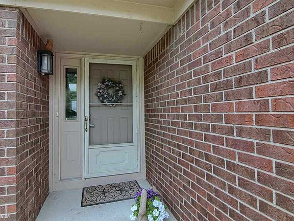 2nd image of 41371 Fortuna Dr E