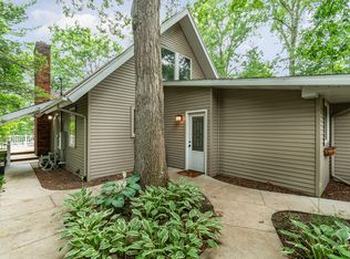 7670 Five Lakes Dr, Farwell, MI 48622