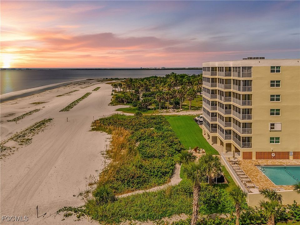 1st image of 100 Estero Blvd APT 635