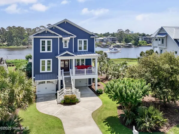 2821 Harborside Way, Southport, NC 28461