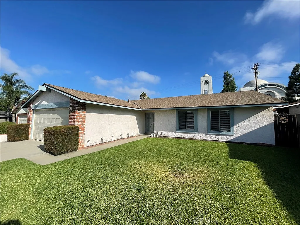 3 bed, 1262 sqft, $4,000 — Photo 3