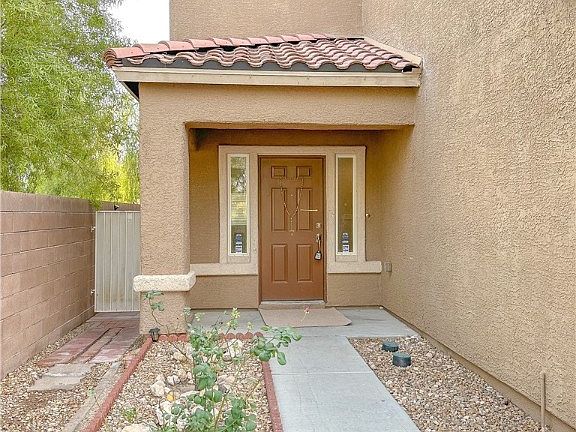 3rd image of 4913 Crusoe Creek Ct