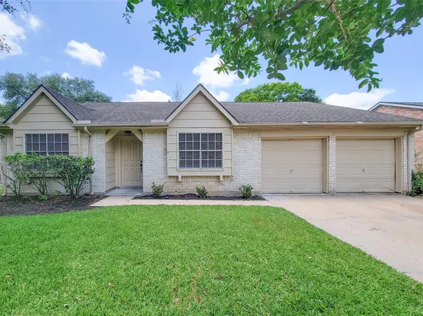 2118 Steamboat Run, Sugar Land, TX 77478