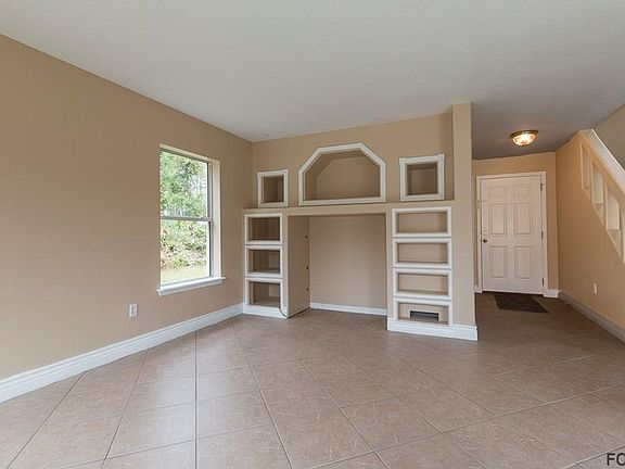3rd image of 10 Richfield Ln