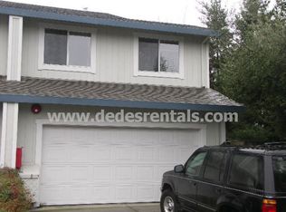 16 Meridian Cir, Rohnert Park, CA 94928