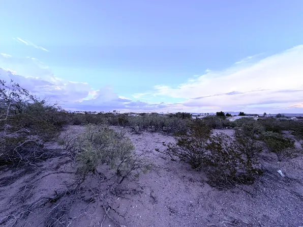 207 Olympic St, Elephant Butte, NM 87935