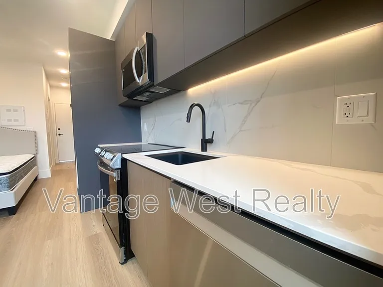 720 Klo Rd #316 — Photo 4