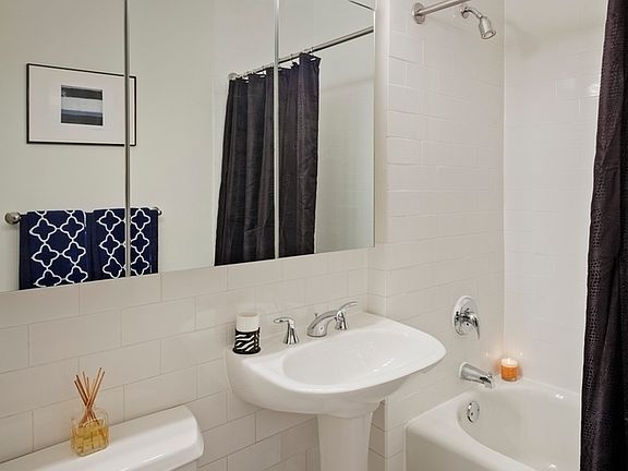 3rd image of 90 Washington St APT 15G