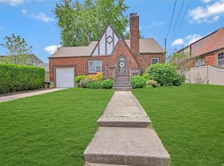 1600 Irving St, Baldwin, NY 11510