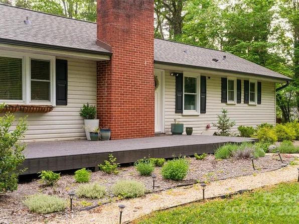 126 Stradley Mountain Rd, Asheville, NC 28806