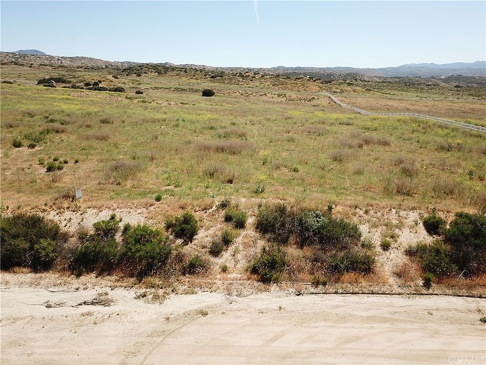 1st image of 41490 Jojoba Hills Cir