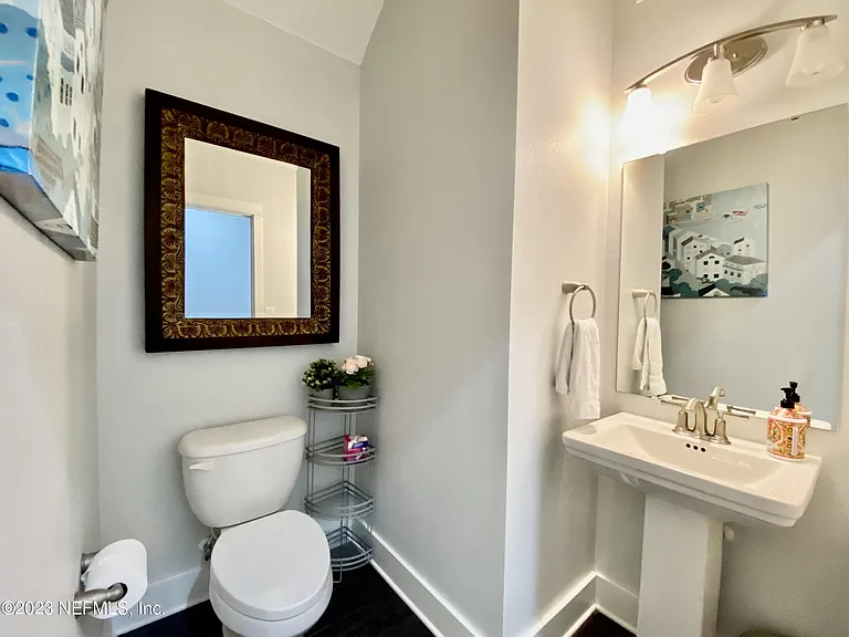 420 5th Ave S — Photo 5