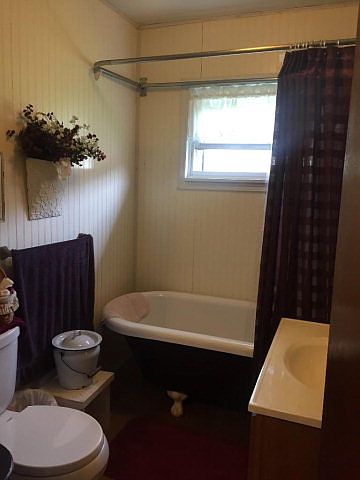 2nd image of 157 Craycraft Ln
