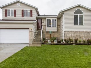 2848 W 2225 S, Syracuse, UT 84075