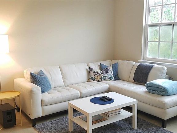 3rd image of 23580 Alamanda Dr Unit 201