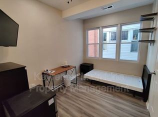 917 W Duncannon Ave #1M, Philadelphia, PA 19141
